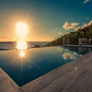 Villa Sunset Palm - Superbe Créole Avec Piscine Face Au Coucher De Soleil, Bouillante